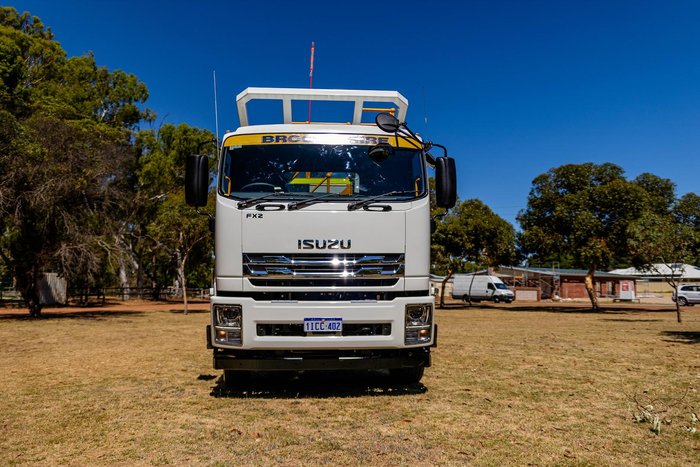 2024 Isuzu Fvz 260-300 ORH WATER TRUCKS AVAILABLE NOW! White