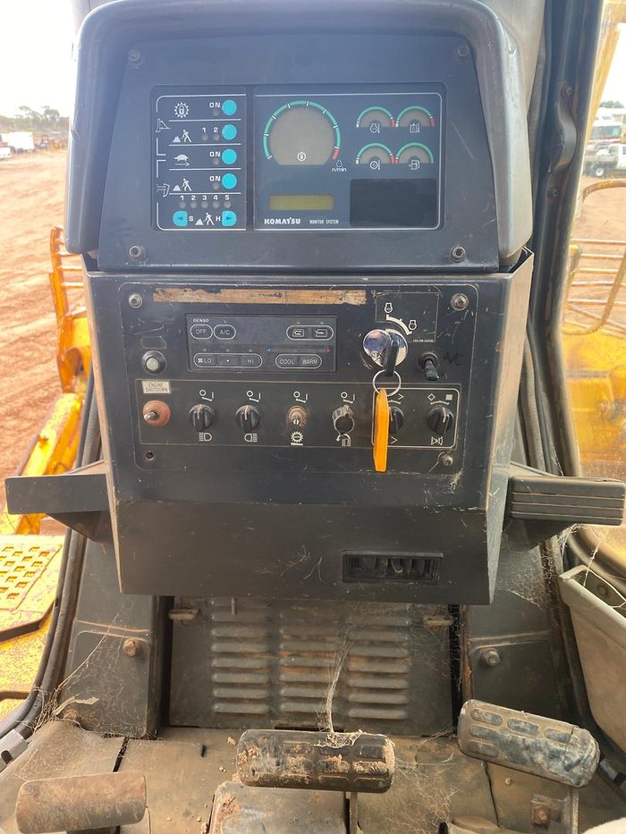 2003 Komatsu D275ax-5