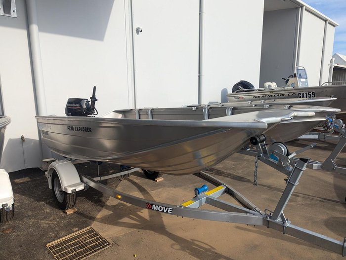 2023 QUINTREX F370 Outback Explorer