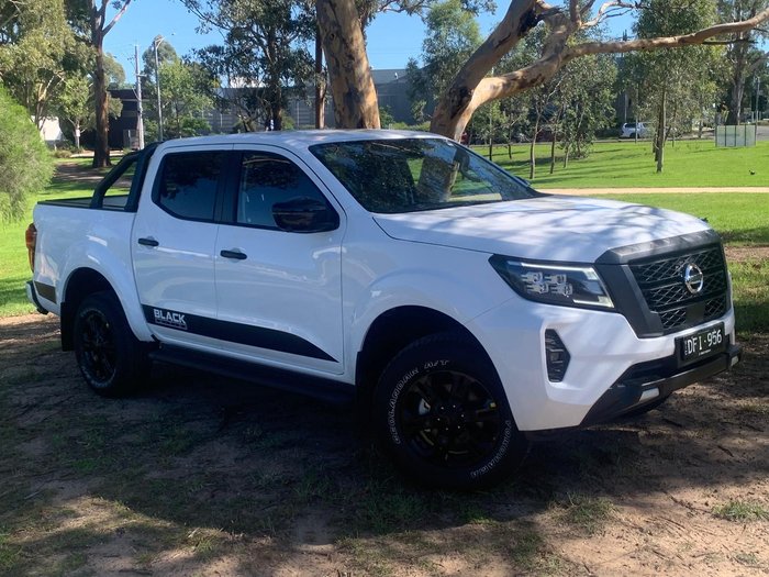 2024 Nissan Navara Black Edition