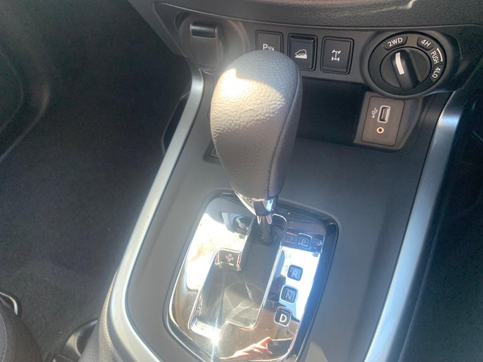 2024 Nissan Navara Black Edition