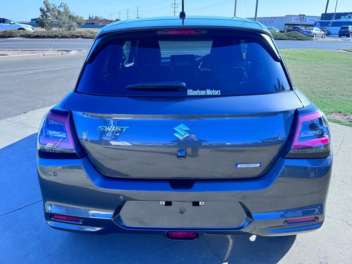 2024 Suzuki Swift Hybrid Plus