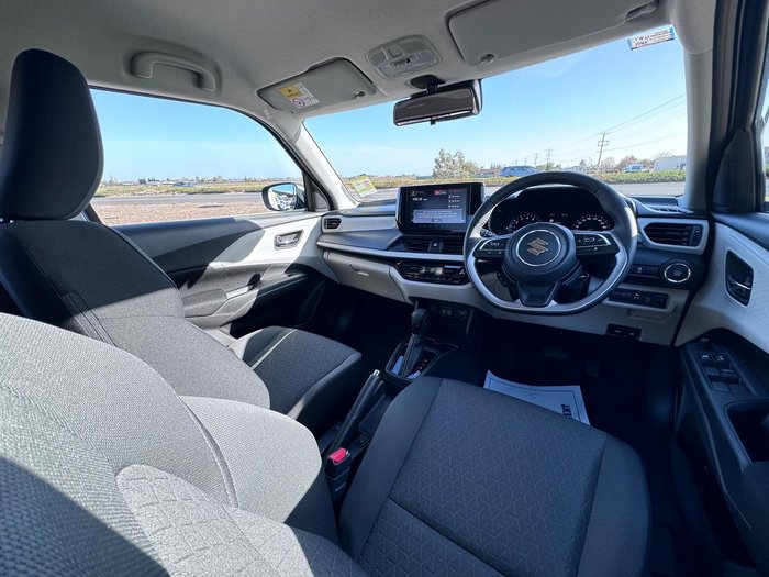2024 Suzuki Swift Hybrid Plus