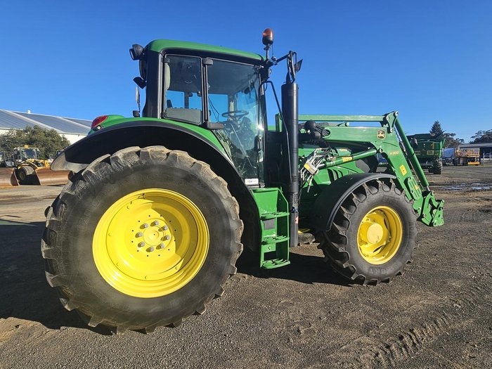 2014 John Deere 6150M Green