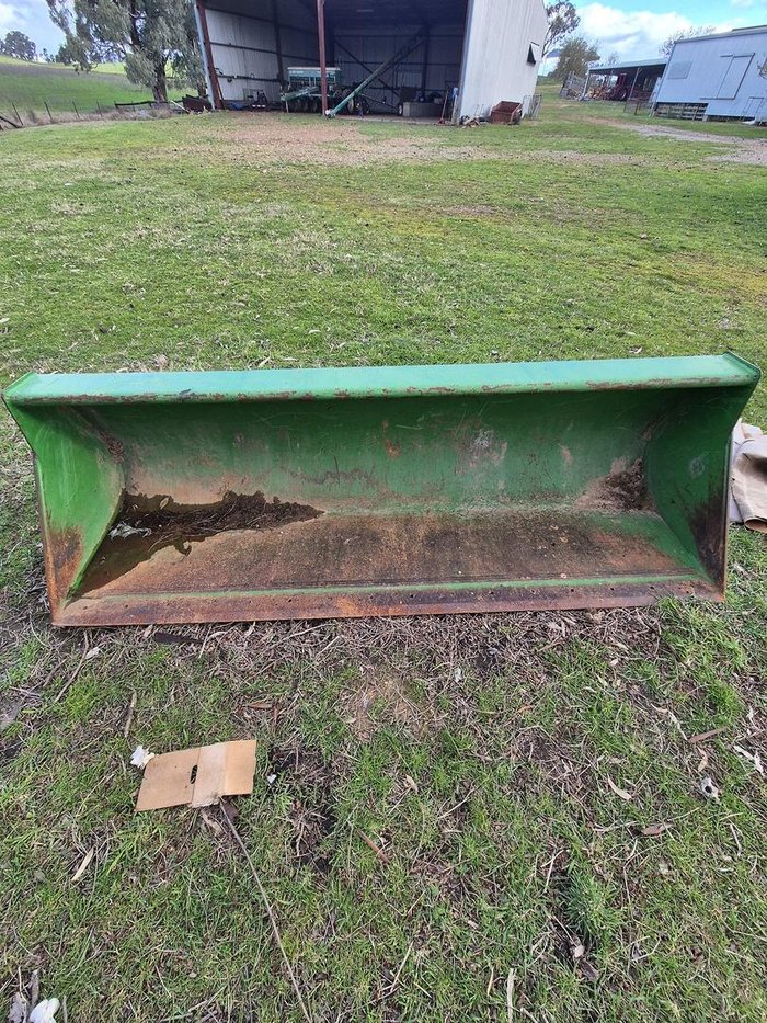2014 John Deere 6150M Green
