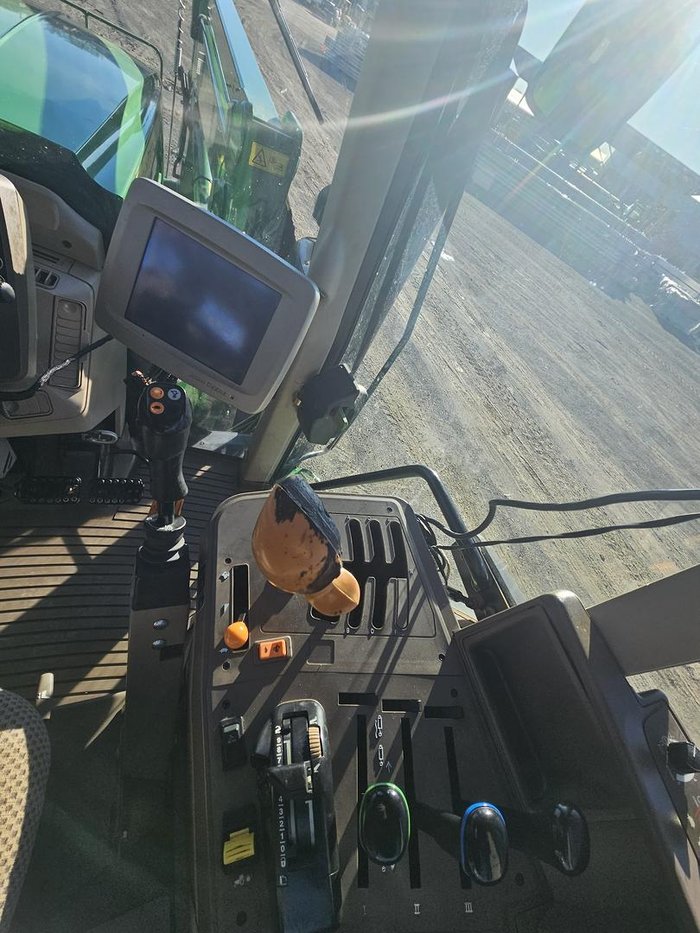 2014 John Deere 6150M Green