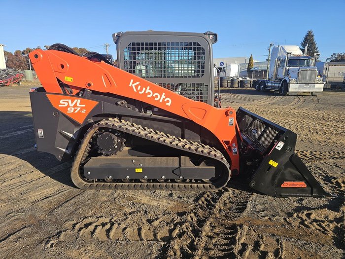 2025 Kubota Svl97-2Chf-Au Orange