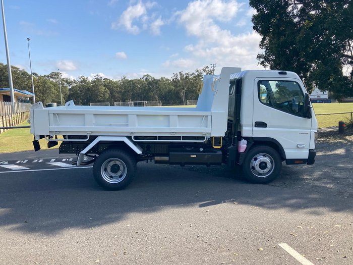 2025 Fuso Canter 815 Tipper White