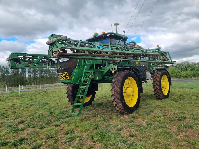 2014 John Deere R4045 Green