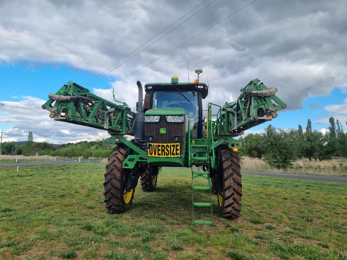 2014 John Deere R4045 Green