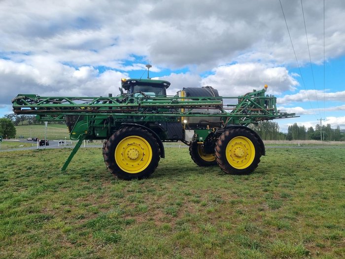 2014 John Deere R4045 Green