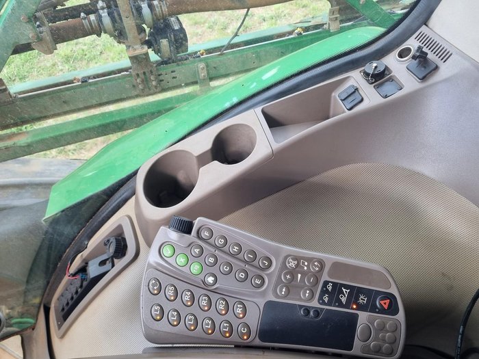 2014 John Deere R4045 Green