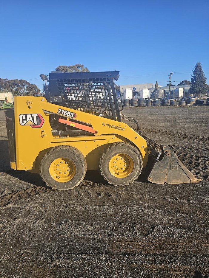2022 Caterpillar 216B3 Yellow
