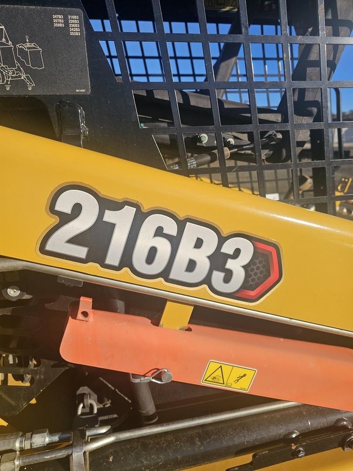 2022 Caterpillar 216B3 Yellow