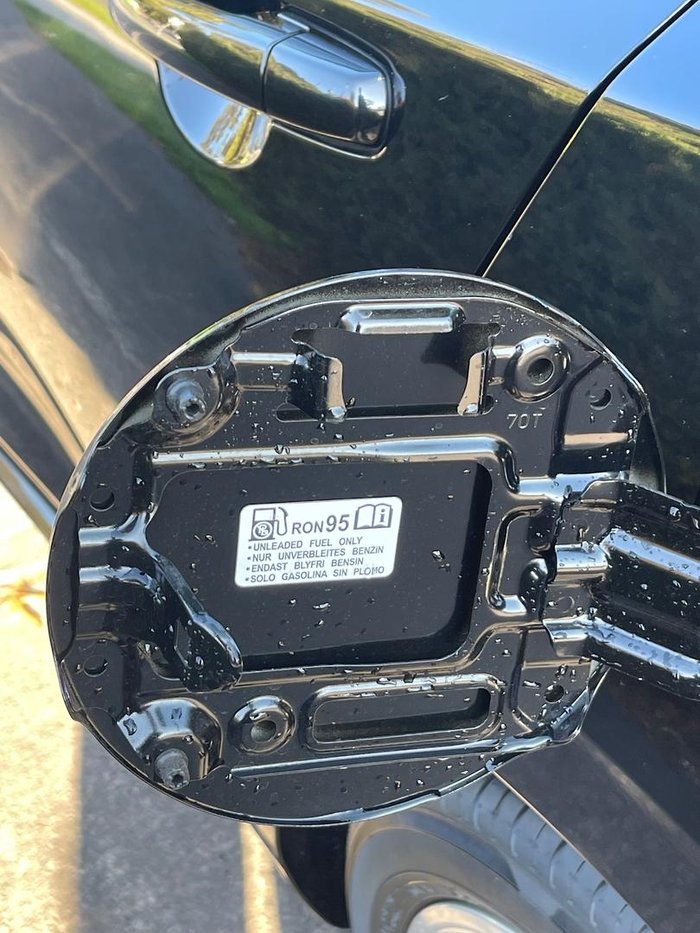 2024 Suzuki Swift Hybrid Plus UZ Super Black