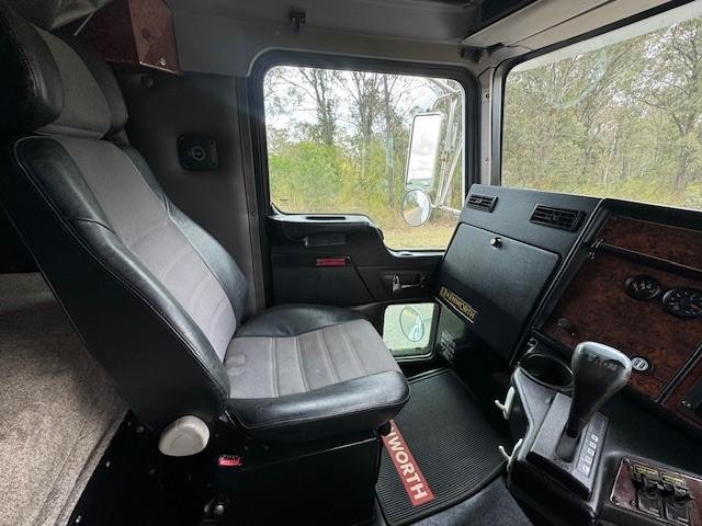 2012 Kenworth T359, 85K Kms On Rebuilt Cummins Isme5, Auto