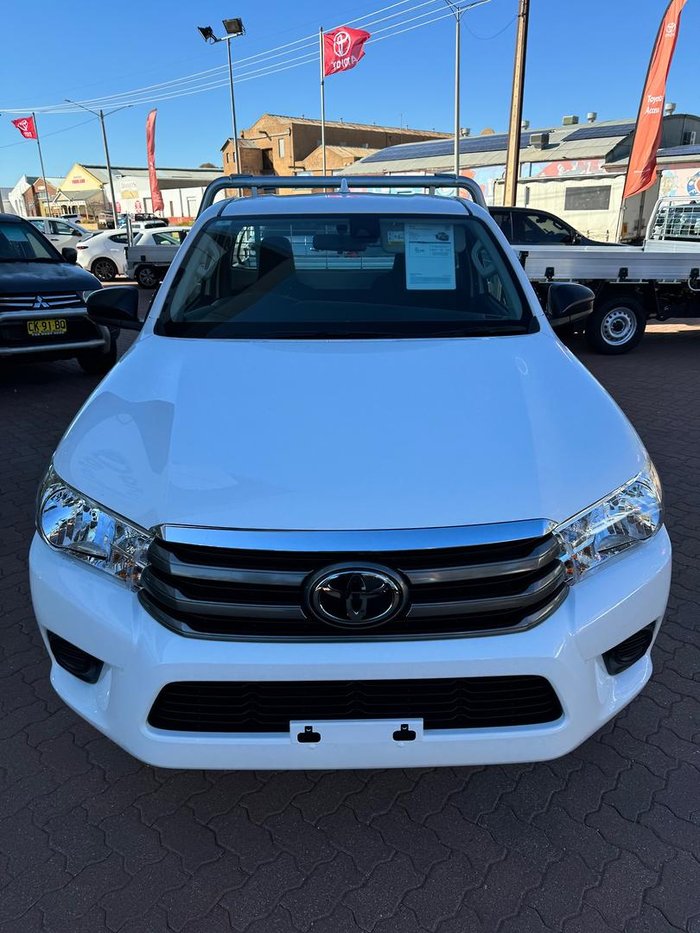 2024 Toyota Hilux SR GUN126R 4X4 Dual Range Glacier White