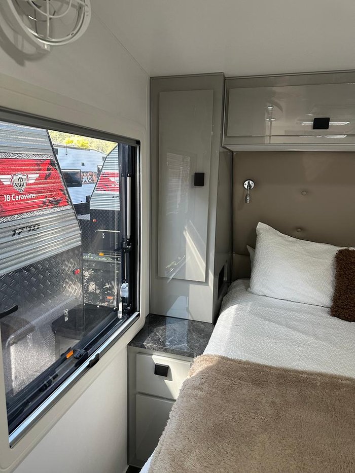 2024 JB Caravans 2024 Dirt Road Extreme 20*6 Cafe Lounge Kk