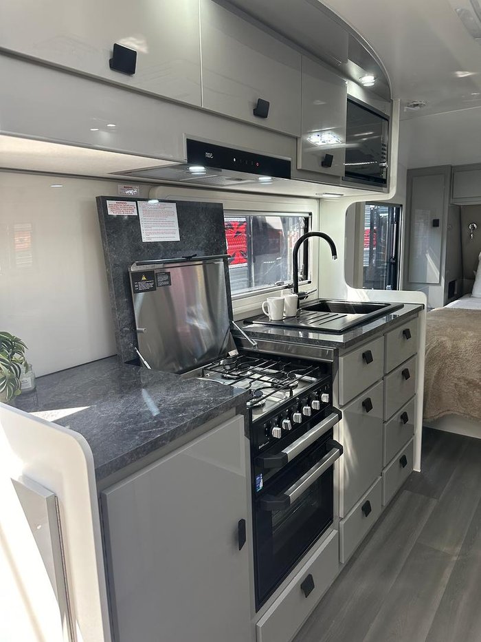 2024 JB Caravans 2024 Dirt Road Extreme 20*6 Cafe Lounge Kk