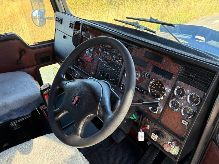 2007 Kenworth T350 Blue