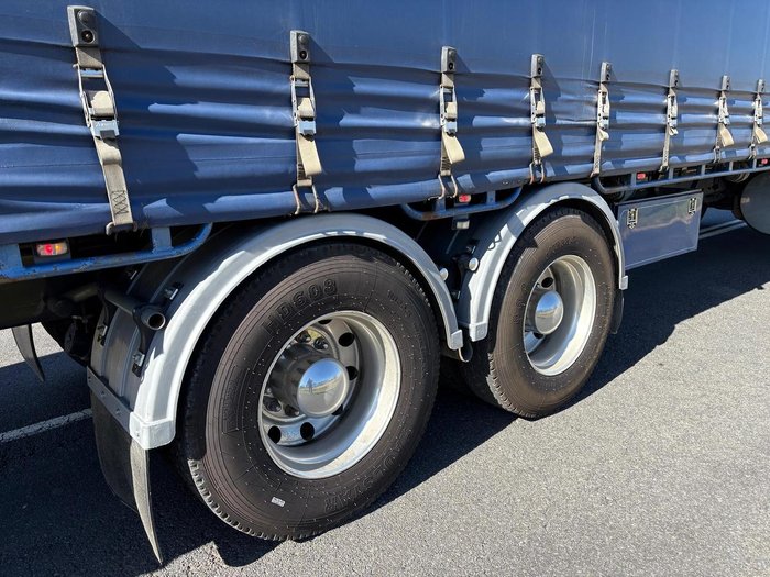 2007 Kenworth T350 Blue