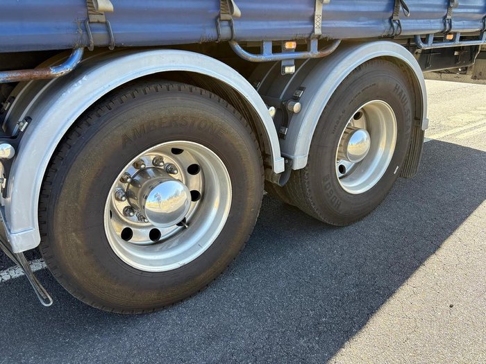 2007 Kenworth T350 Blue