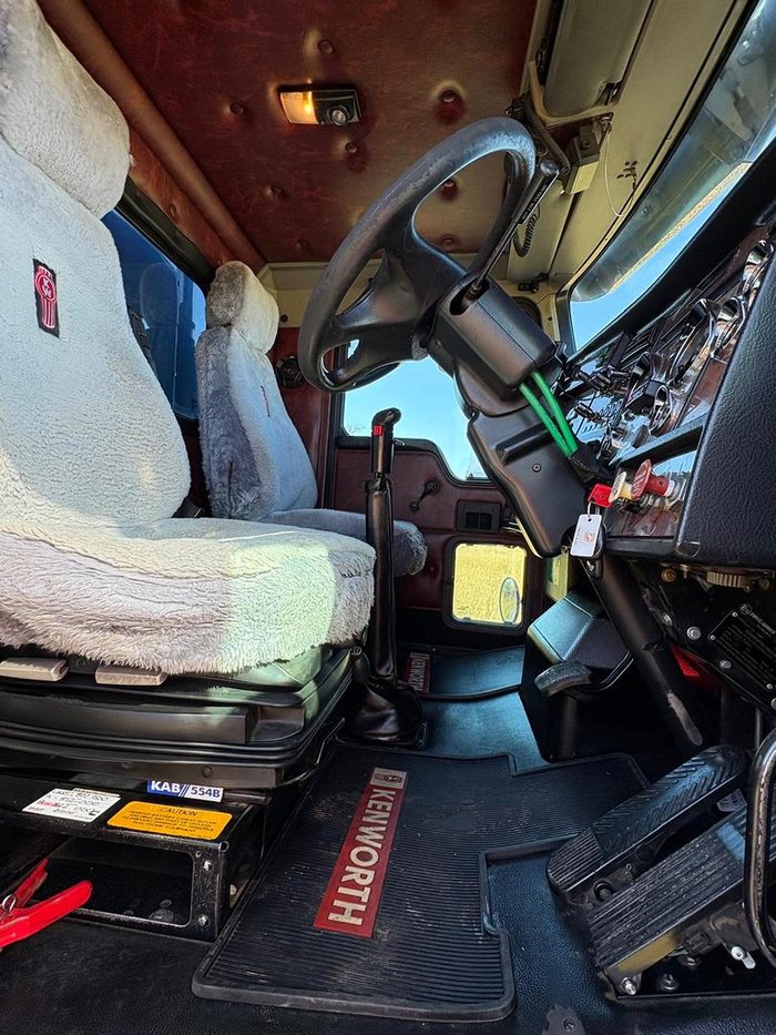2007 Kenworth T350 Blue