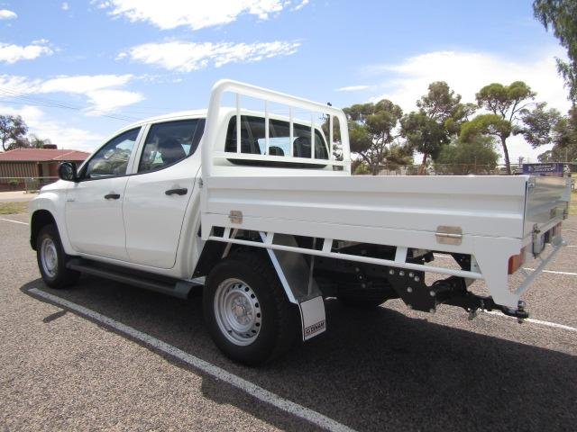 2023 Mitsubishi Triton GLX