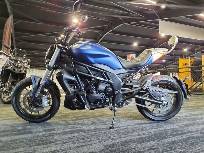 2022 Benelli 502C 502C Blue