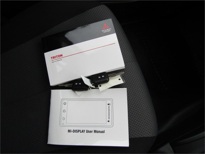 2023 Mitsubishi Triton GLX