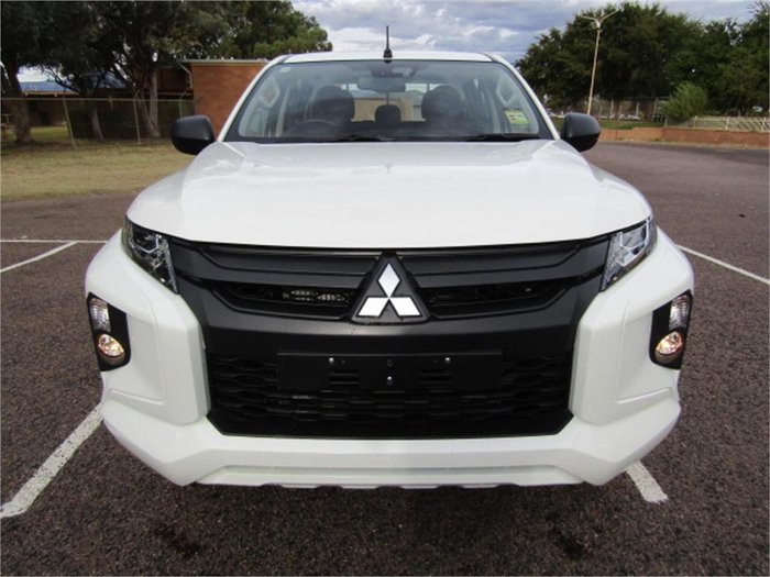 2023 Mitsubishi Triton GLX
