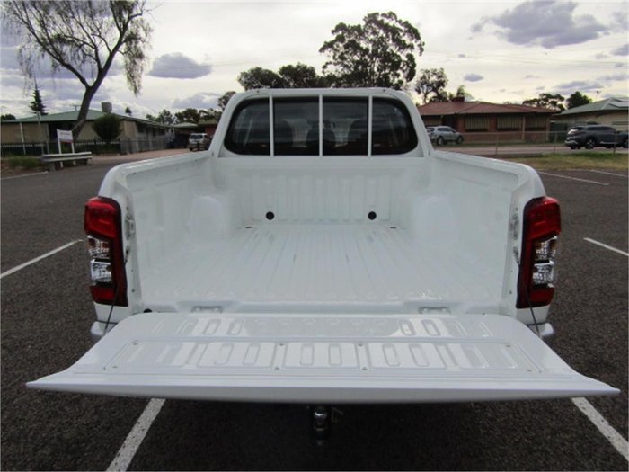 2023 Mitsubishi Triton GLX