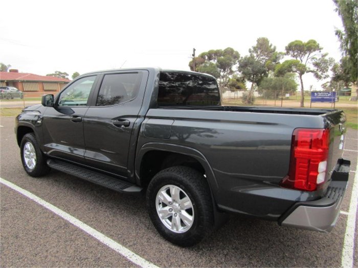 2024 Mitsubishi Triton GLX+
