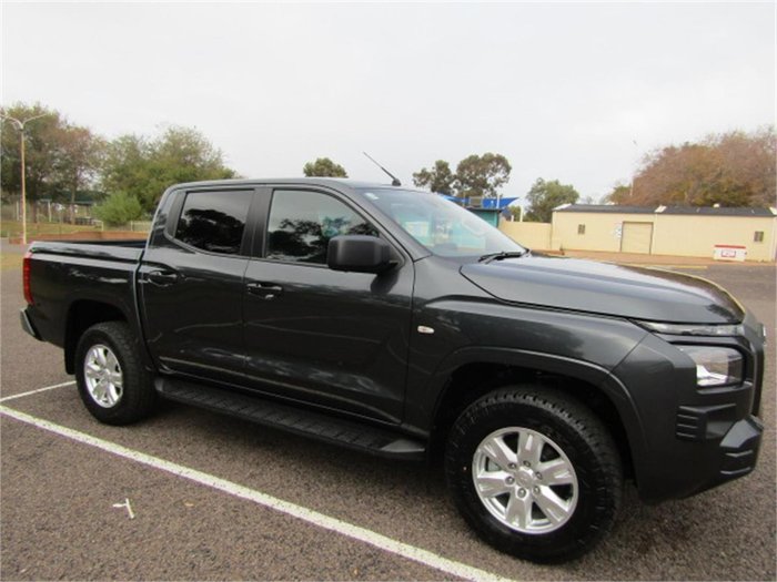 2024 Mitsubishi Triton GLX+