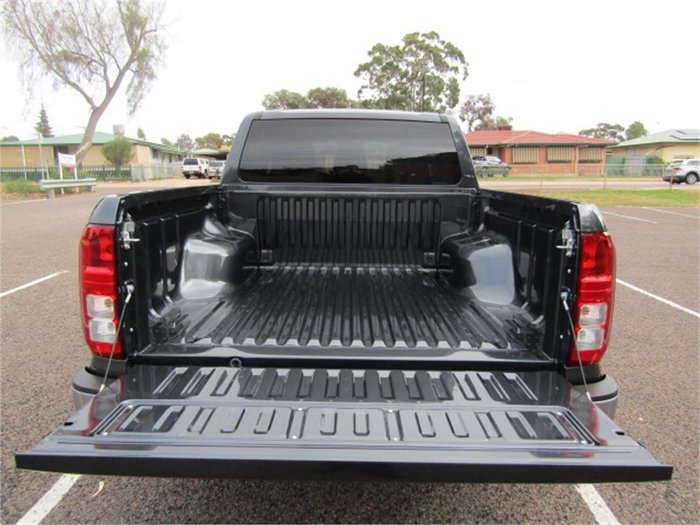 2024 Mitsubishi Triton GLX+