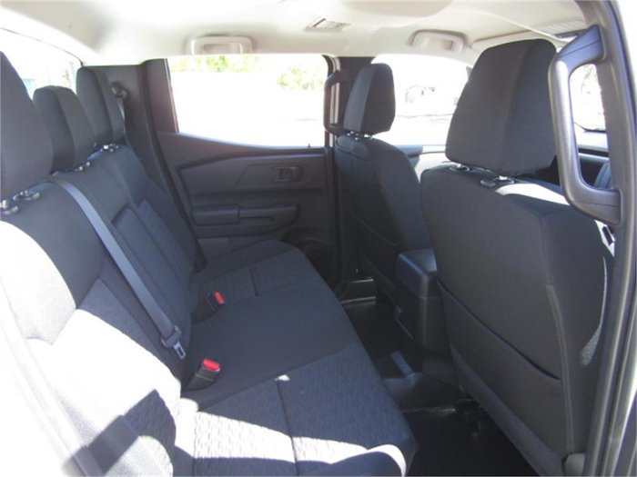 2024 Mitsubishi Triton GLX
