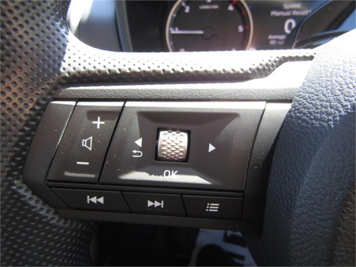 2024 Mitsubishi Triton GLX
