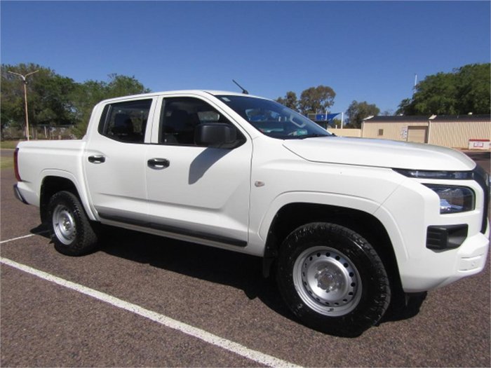 2024 Mitsubishi Triton GLX