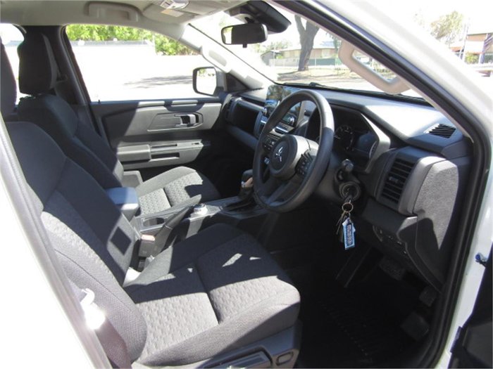 2024 Mitsubishi Triton GLX