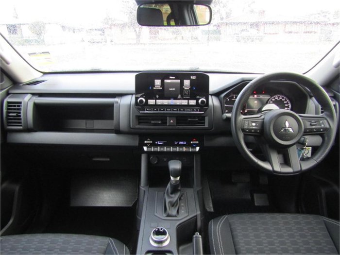 2024 Mitsubishi Triton GLX+