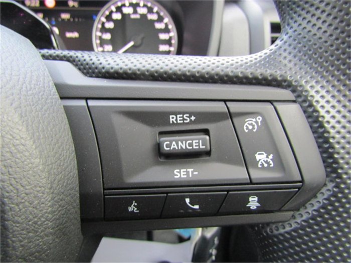 2024 Mitsubishi Triton GLX+