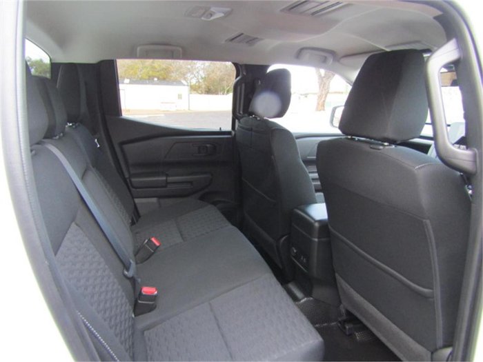 2024 Mitsubishi Triton GLX+