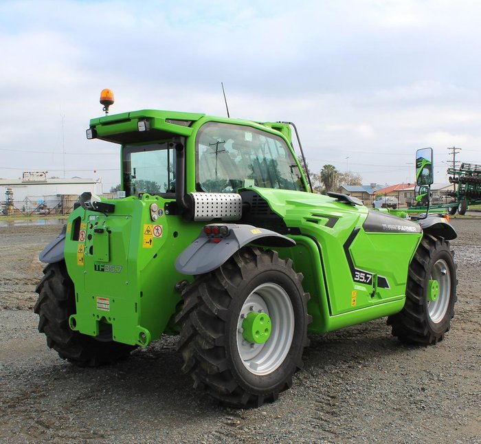 0 Merlo Turbofarmer 35.7 Telehandler Green