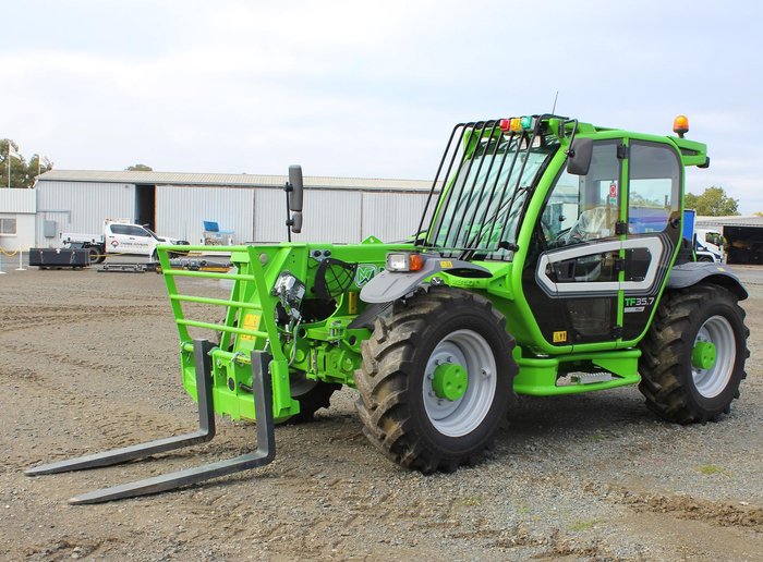 0 Merlo Turbofarmer 35.7 Telehandler Green