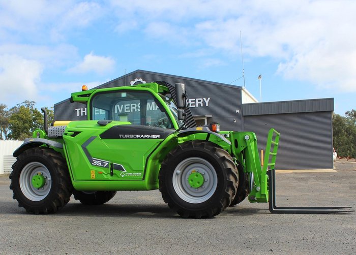 0 Merlo Turbofarmer 35.7 Telehandler Green