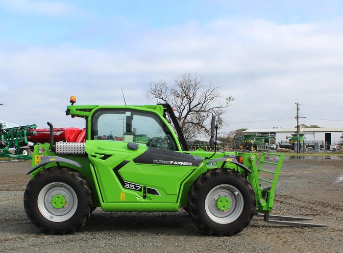 0 Merlo Turbofarmer 35.7 Telehandler Green