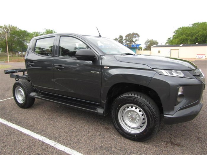 2023 Mitsubishi Triton GLX