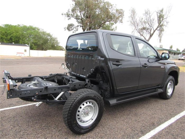 2023 Mitsubishi Triton GLX