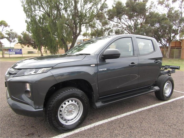 2023 Mitsubishi Triton GLX