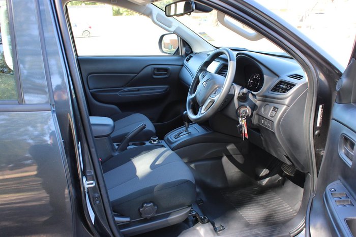 2023 Mitsubishi Triton GLX